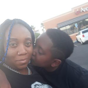 Meet your Posher, Ebony